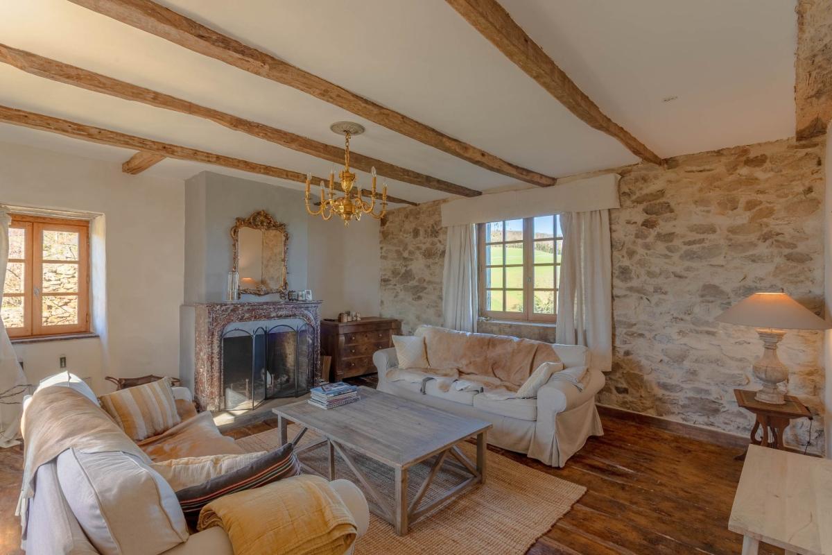 4 bedroom maison de campagne in Tanus, Tarn, France