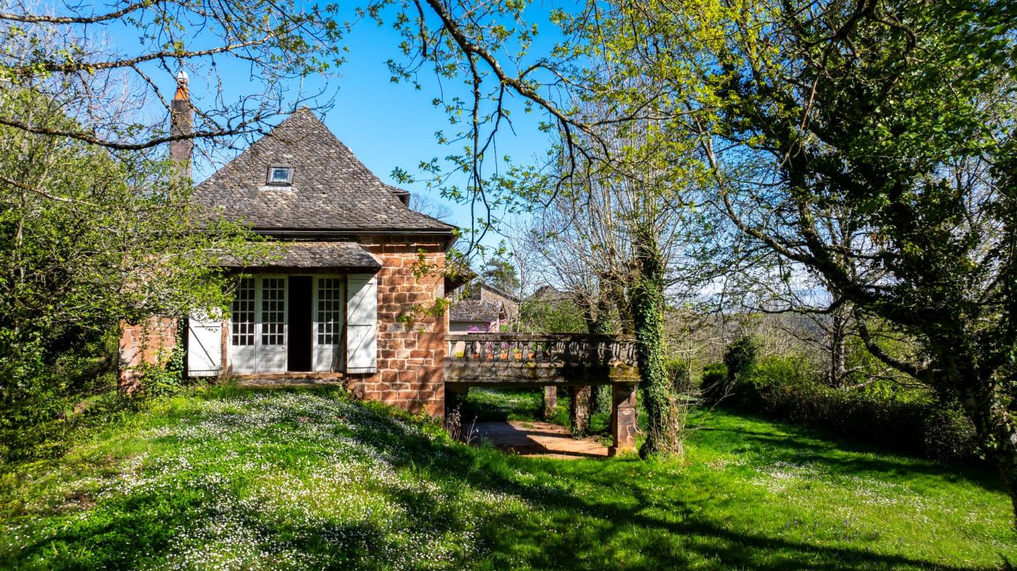 7 bedroom maison in Firmi, Aveyron, France