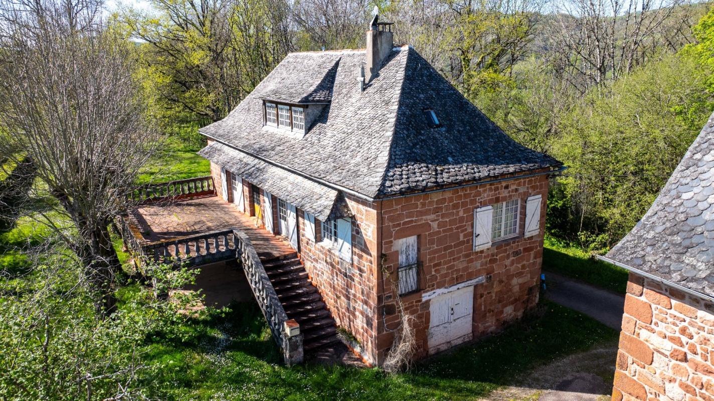 7 bedroom maison in Firmi, Aveyron, France