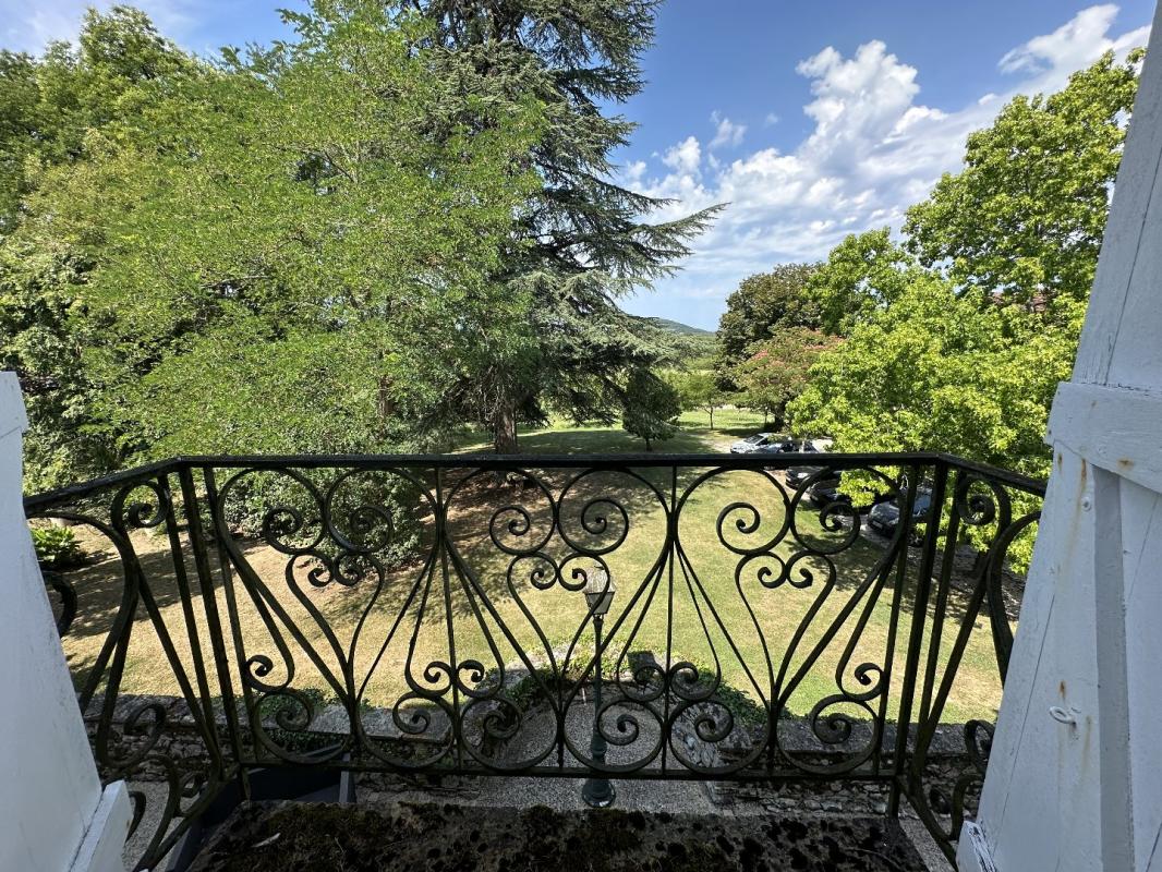 7 bedroom maison de maitre in La Chapelle Aux Saints, Corrèze, France