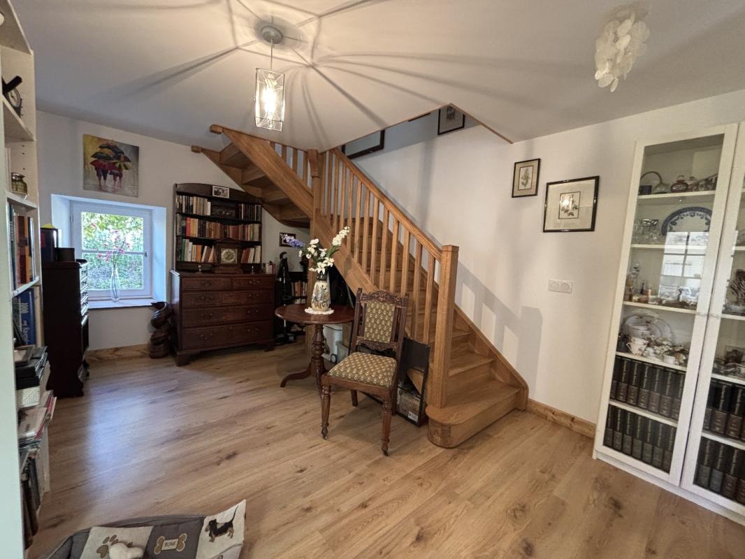 3 bedroom maison in Ruffec, Charente, France