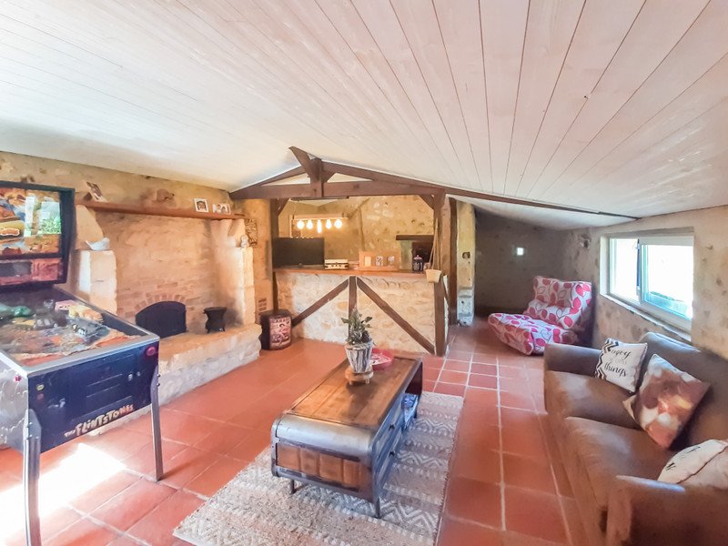 3 bedroom corps de ferme in Antonne Et Trigonant, Dordogne, France