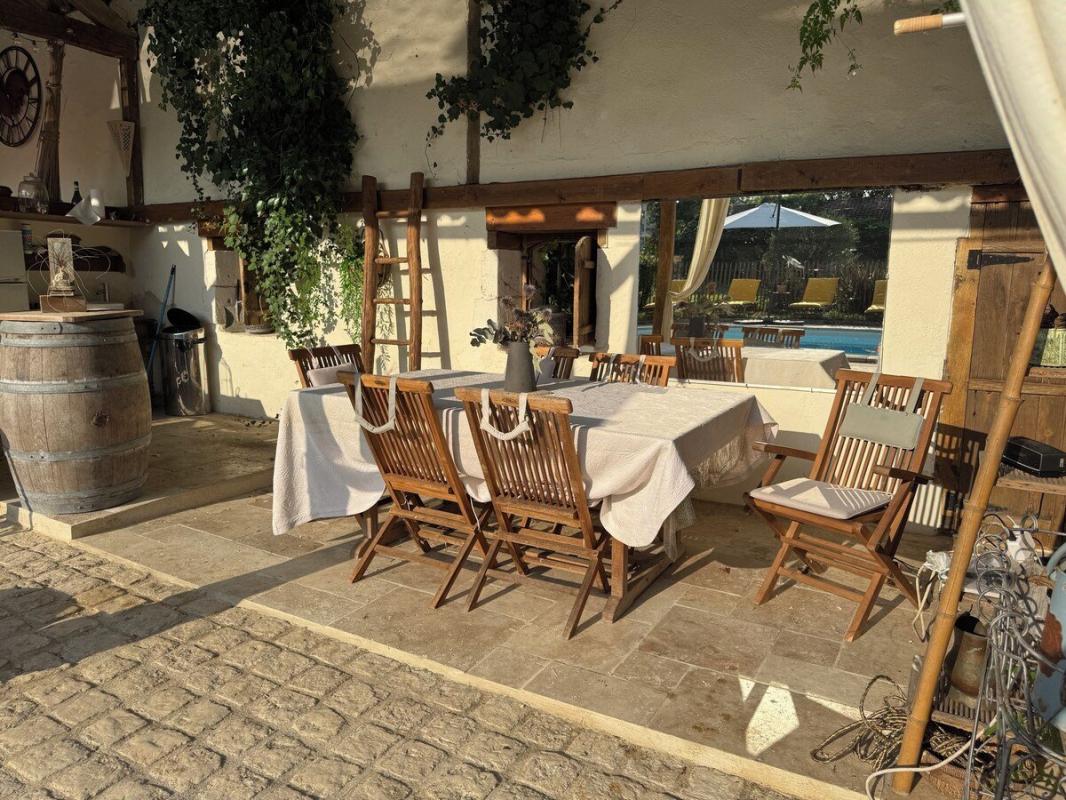 6 bedroom propriete in Bassilac, Dordogne, France