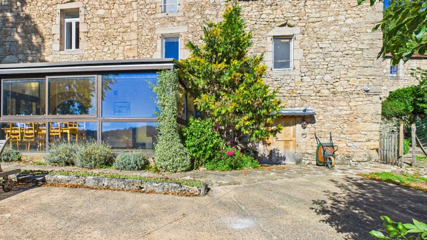 14 bedroom mas in Severac Le Chateau, Aveyron, France