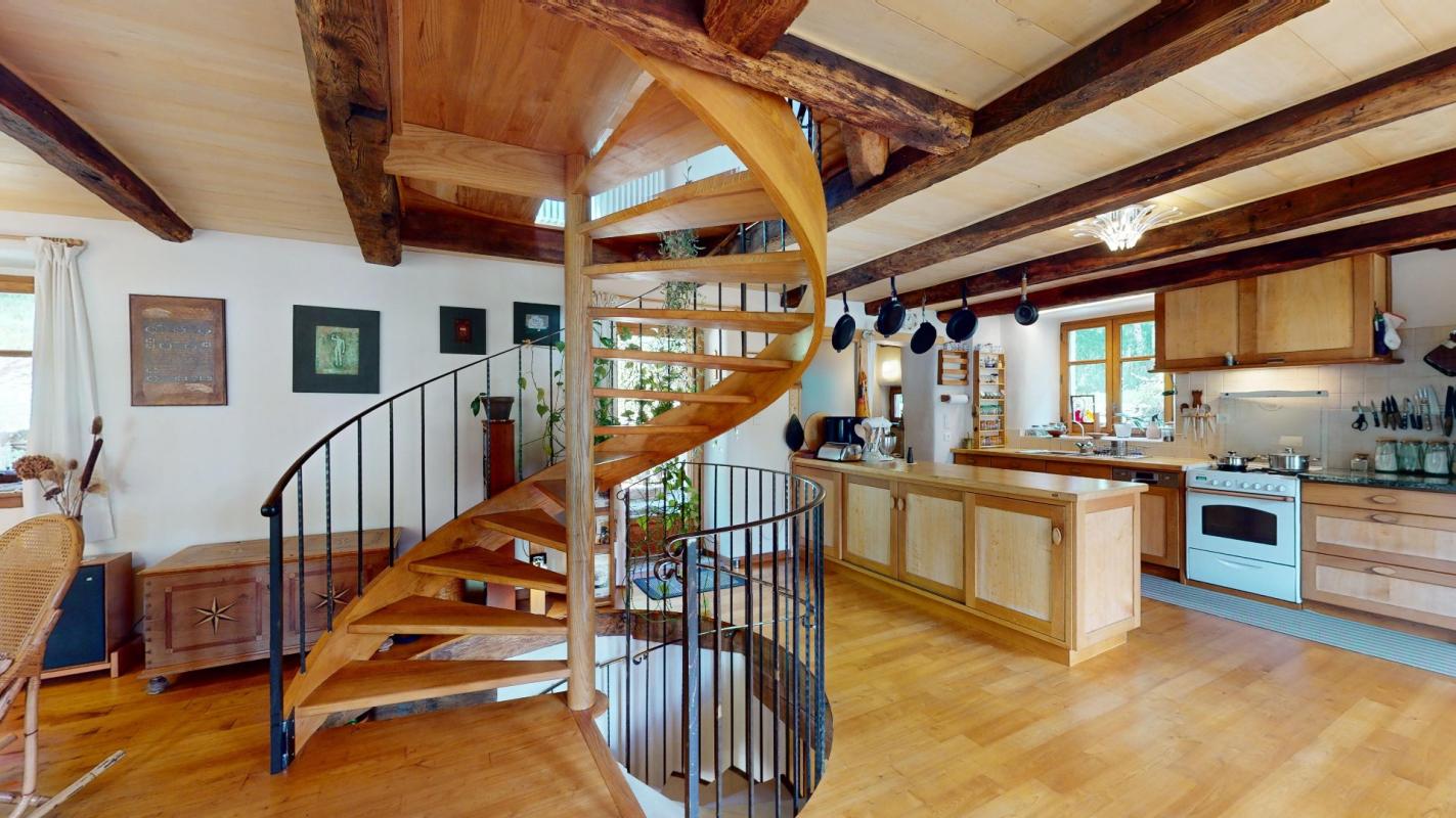 5 bedroom maison in Salmiech, Aveyron, France