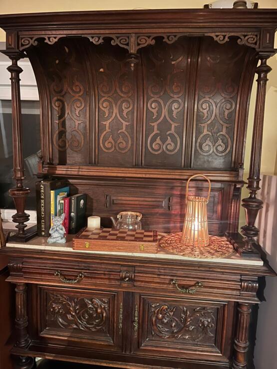 A restored 17th-century stone manor house, 208 m², on a 9,400 m² plot near Budva, is for sale.