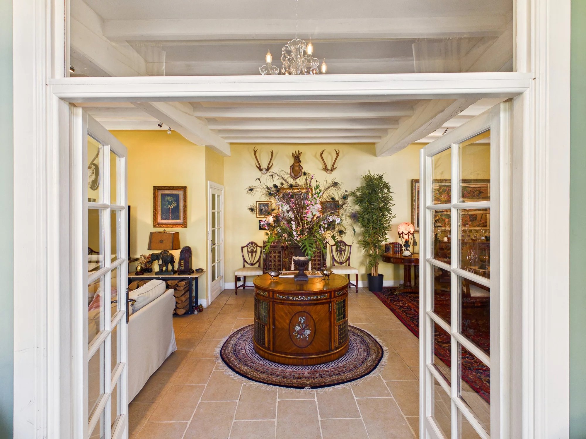 Stylish 3-storey village property with courtyard and large garage, Poitou-Charentes – France – BVI69669