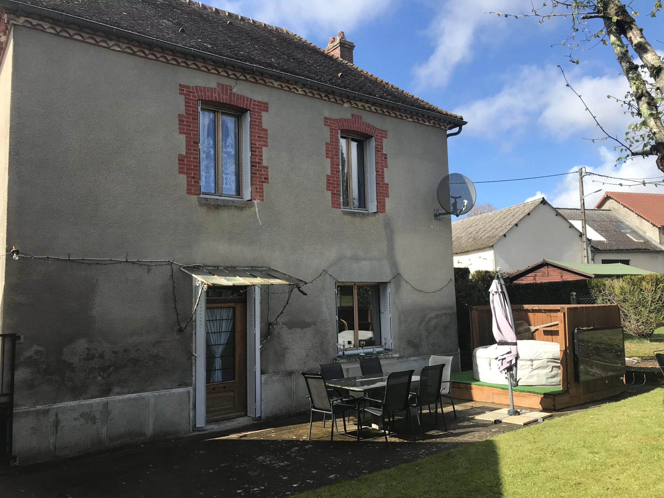 Detached fully Renovated townhouse in the heart of Lussac Les Eglises, Limousin – France – BVI84960