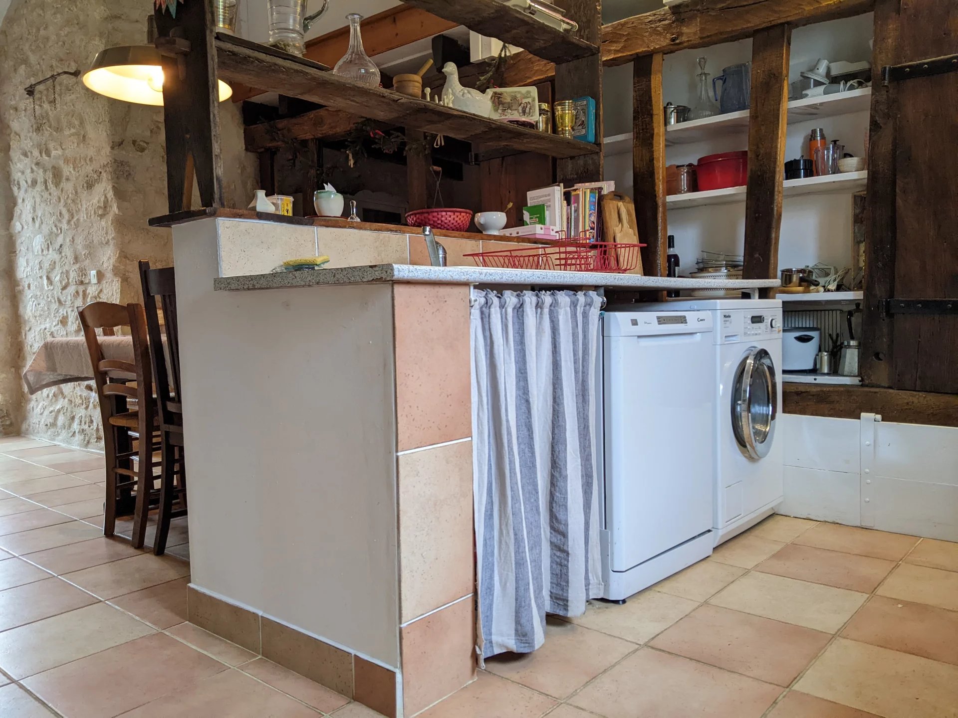 Exquisite 3 bedroom character property with large garden and private woodland, Poitou-Charentes – France – BVI74128