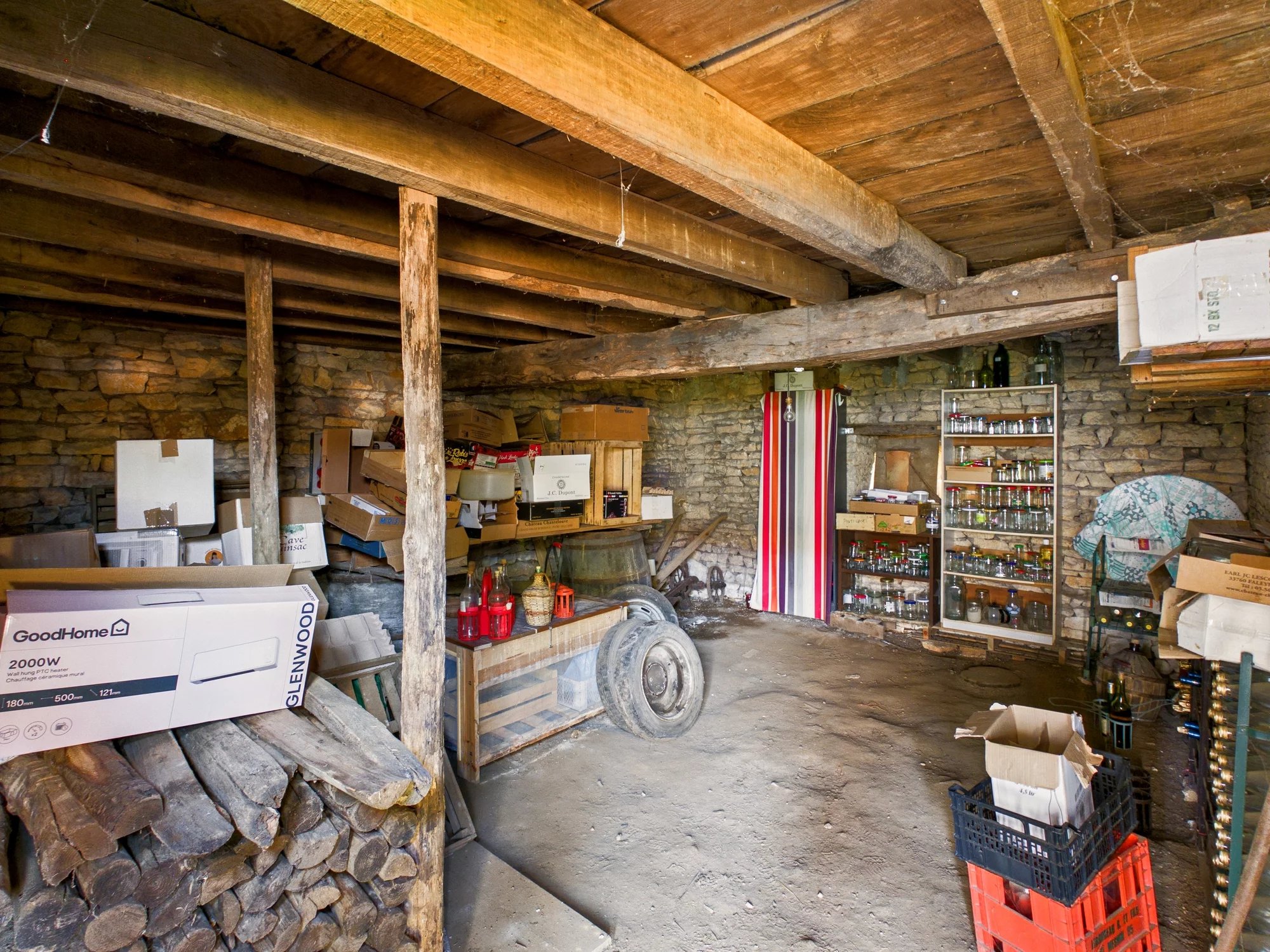 Old Sawmill to Renovate, Poitou-Charentes – France – BVI85000