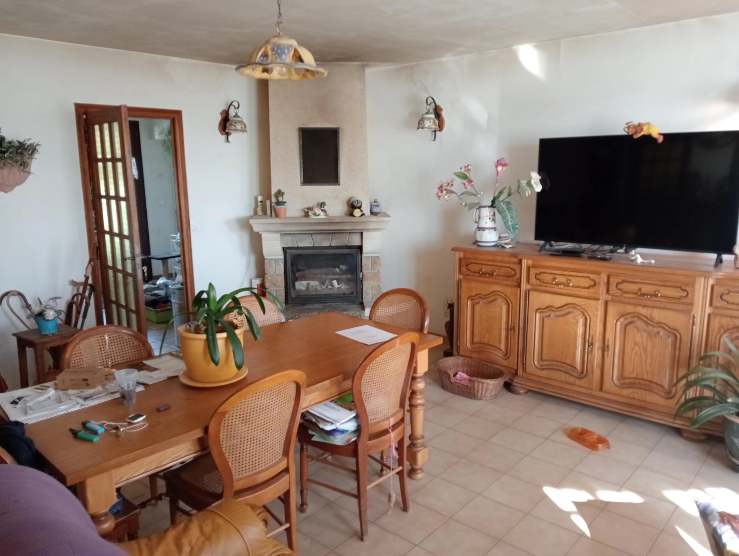 Striking design with heated pool, Poitou-Charentes – France – BVI84831