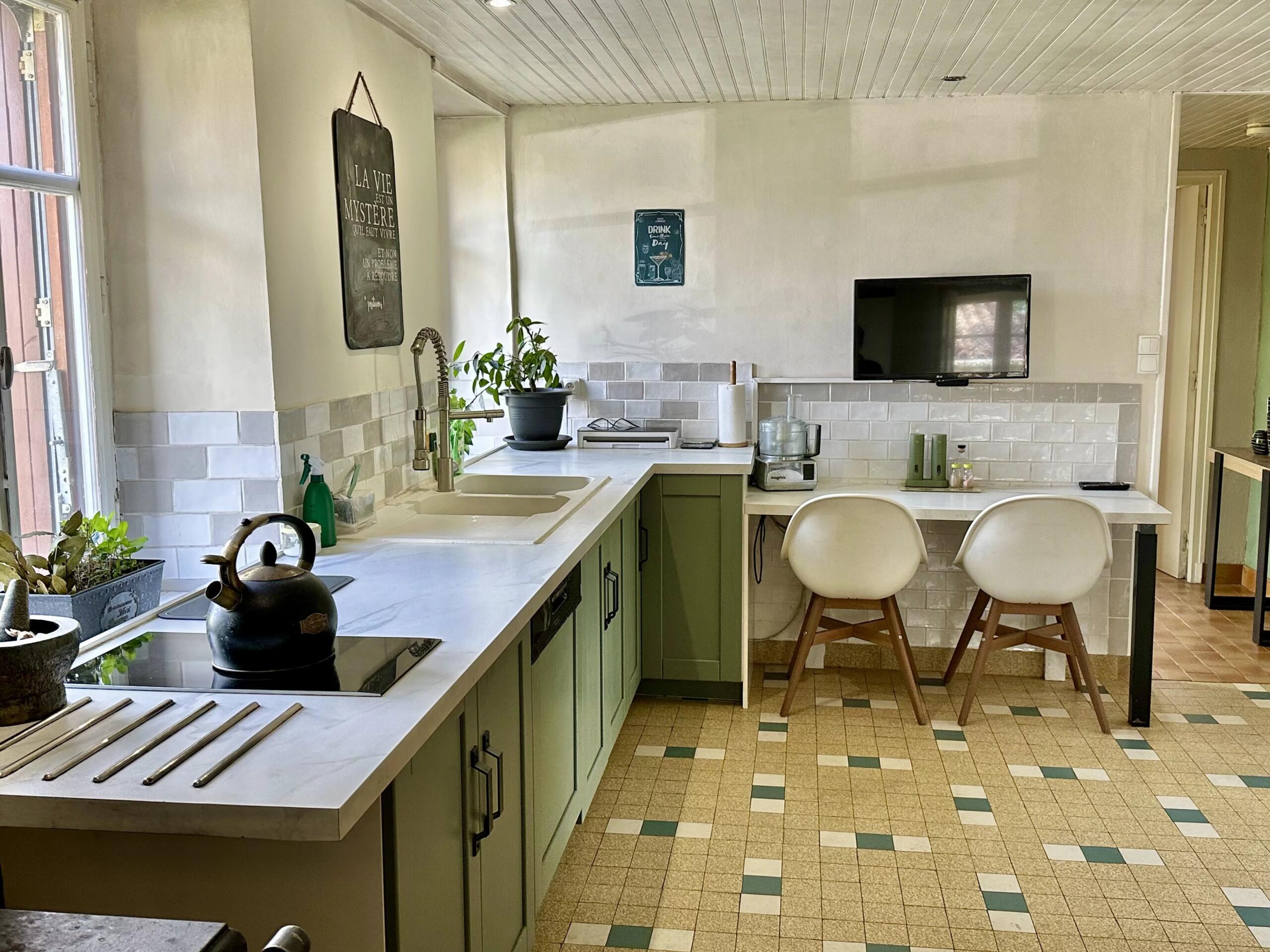 Charming single-storey home in a peaceful hamlet, Poitou-Charentes – France – BVI85022