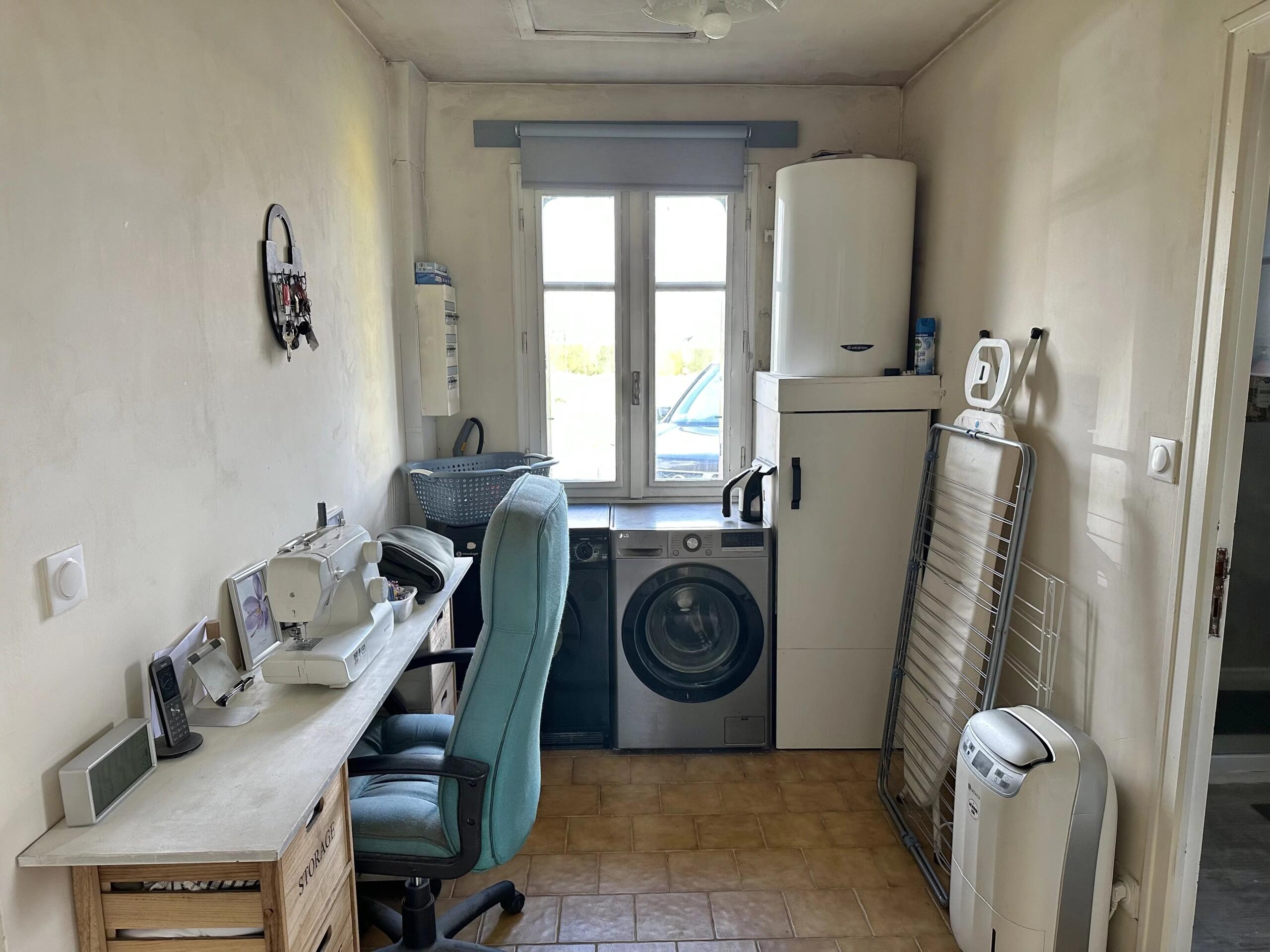 Charming single-storey home in a peaceful hamlet, Poitou-Charentes – France – BVI85022