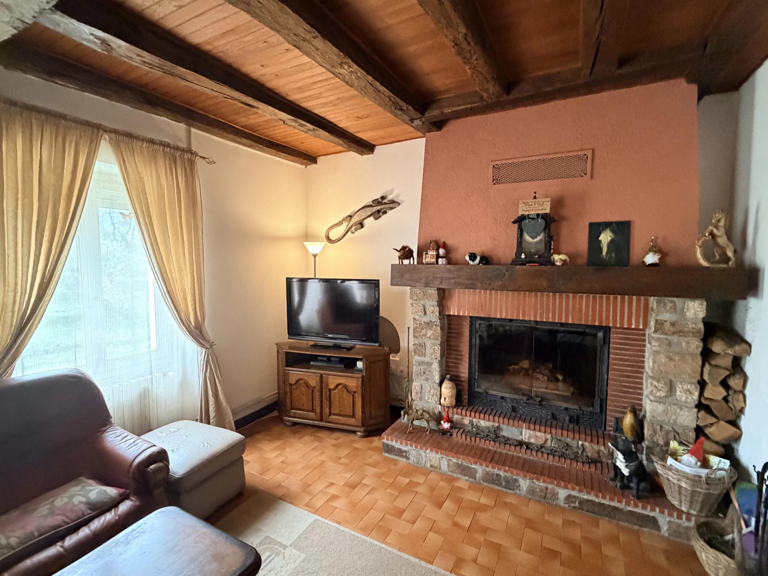 Countryside house with attached guest house, land and paddocks, Limousin – France – BVI84990