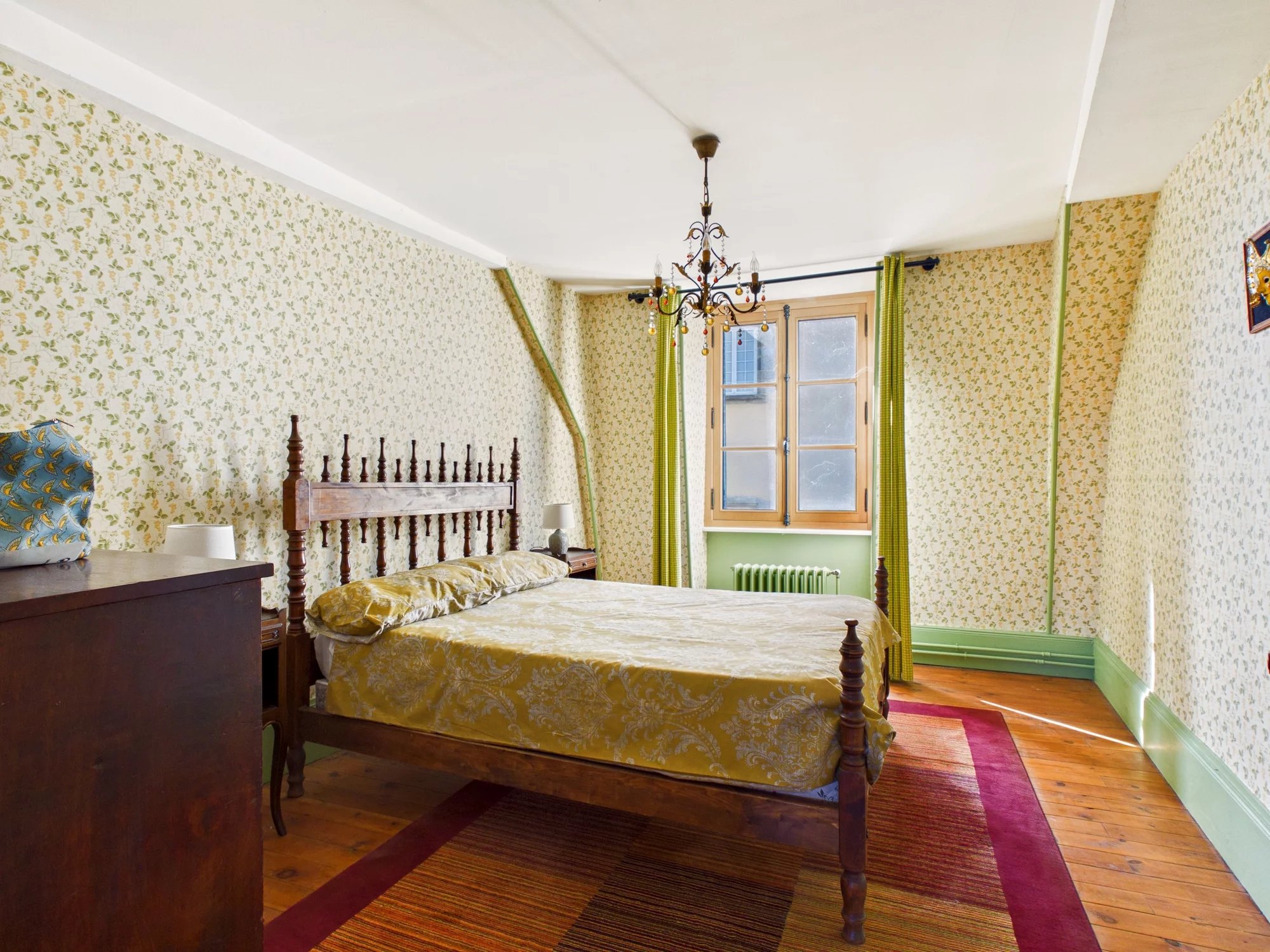 Stunning example of this large period house dating back to 1700’s, Limousin – France – BVI84963