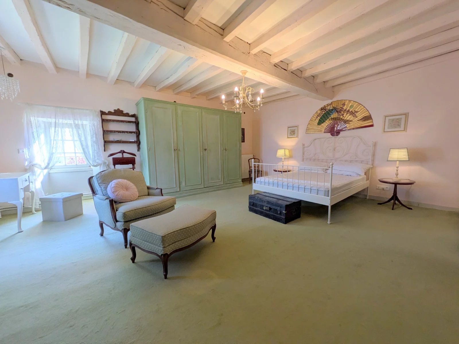 Elegant Manor House with 2 Guest Houses & 2 pools, Poitou-Charentes – France – BVI80322