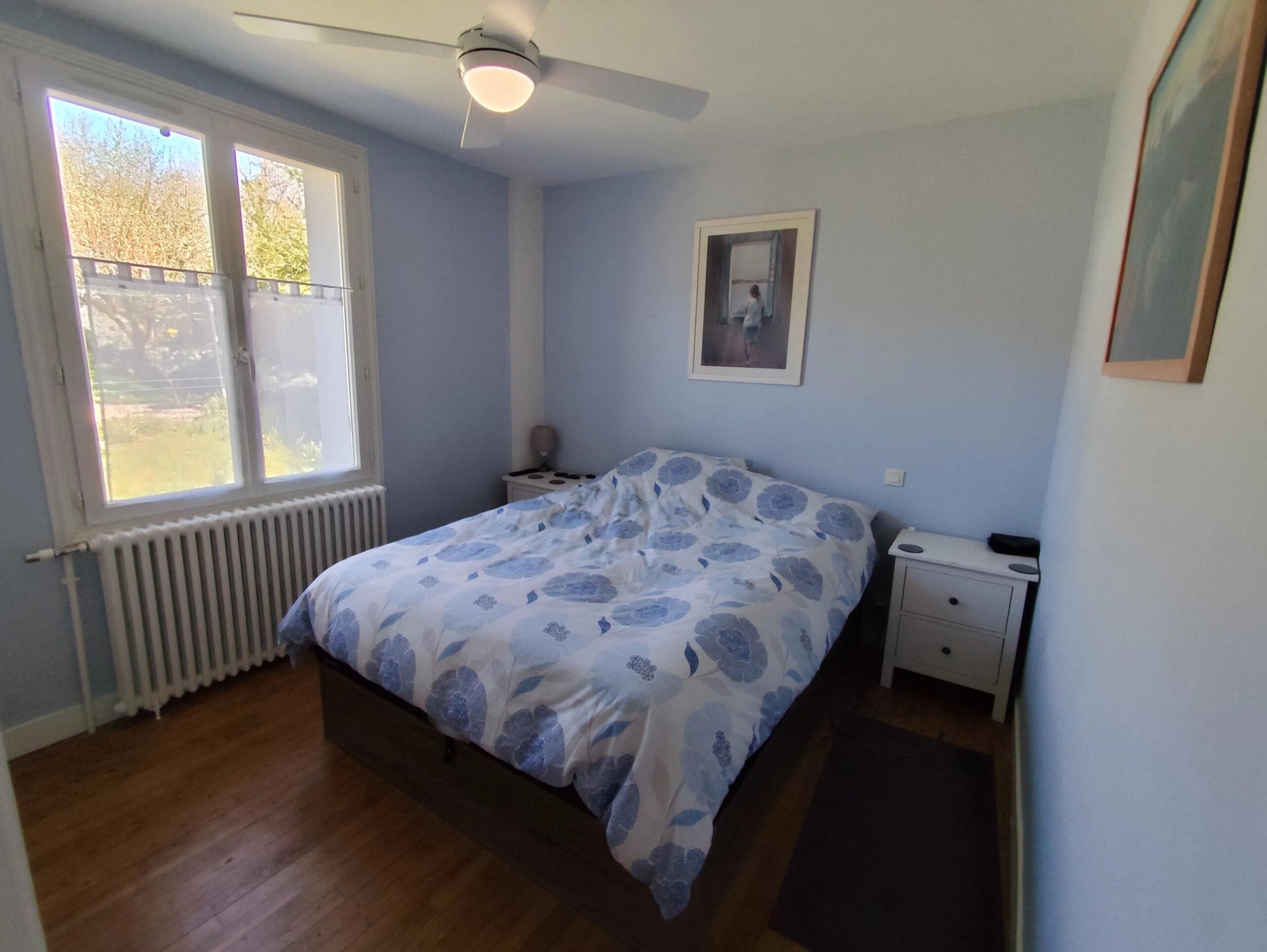 Light and airy 2-bed townhouse with private garden, garage and views, Poitou-Charentes – France – BVI85001