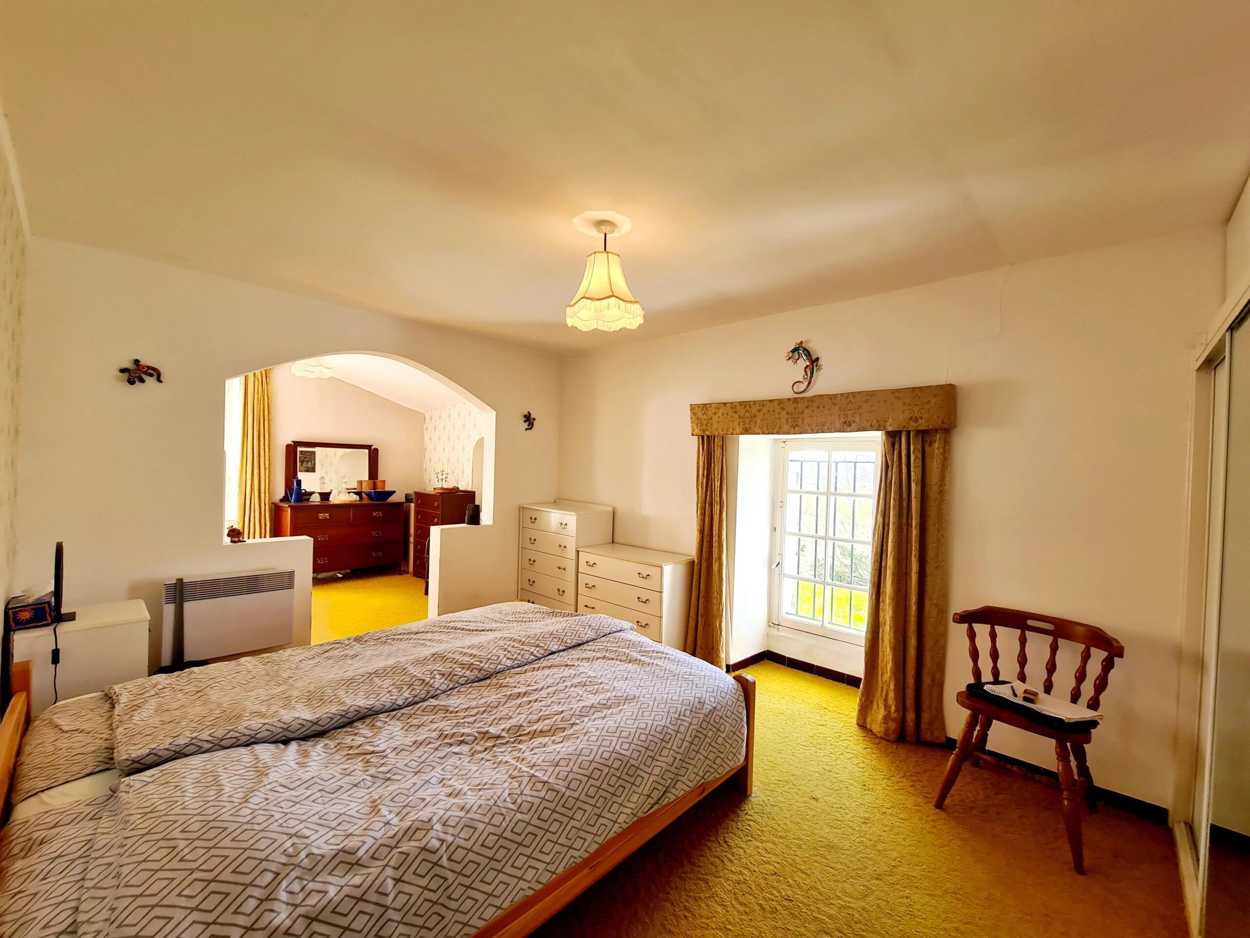 Beautiful Single-Level 3-bedroom Home with Panoramic Views, Aquitaine – France – BVI84553