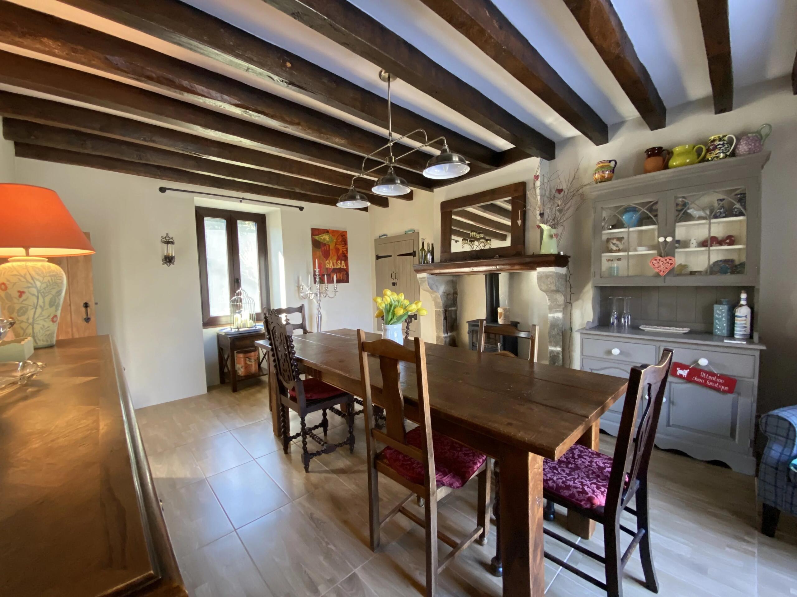 A true countryside gem, a 3-bedroom house with a large garden, barn and amazing views, Limousin – France – BVI84799