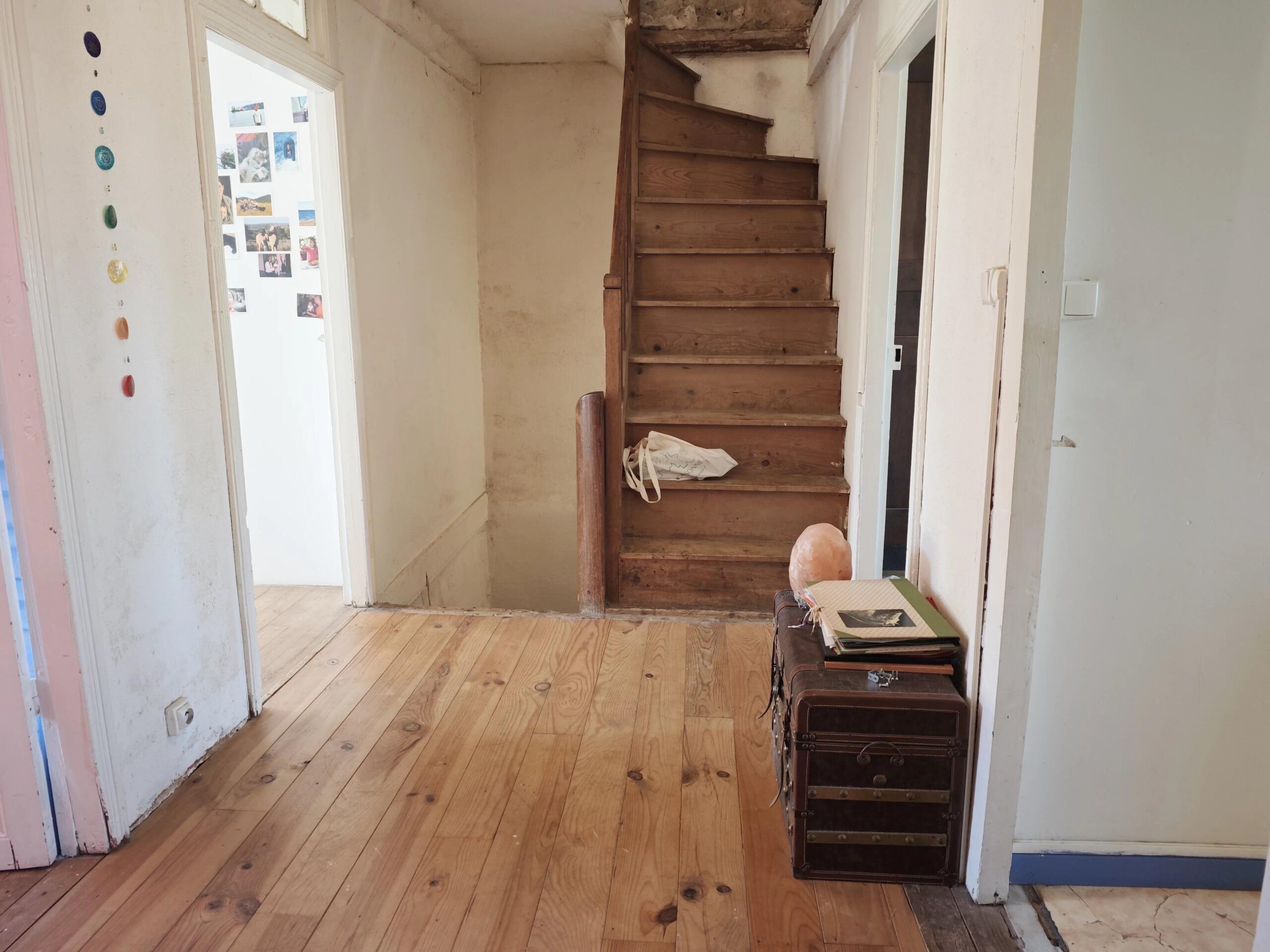 Former winegrowers house with attached barn and various parcels of land, Languedoc-Roussillon – France – BVI84435