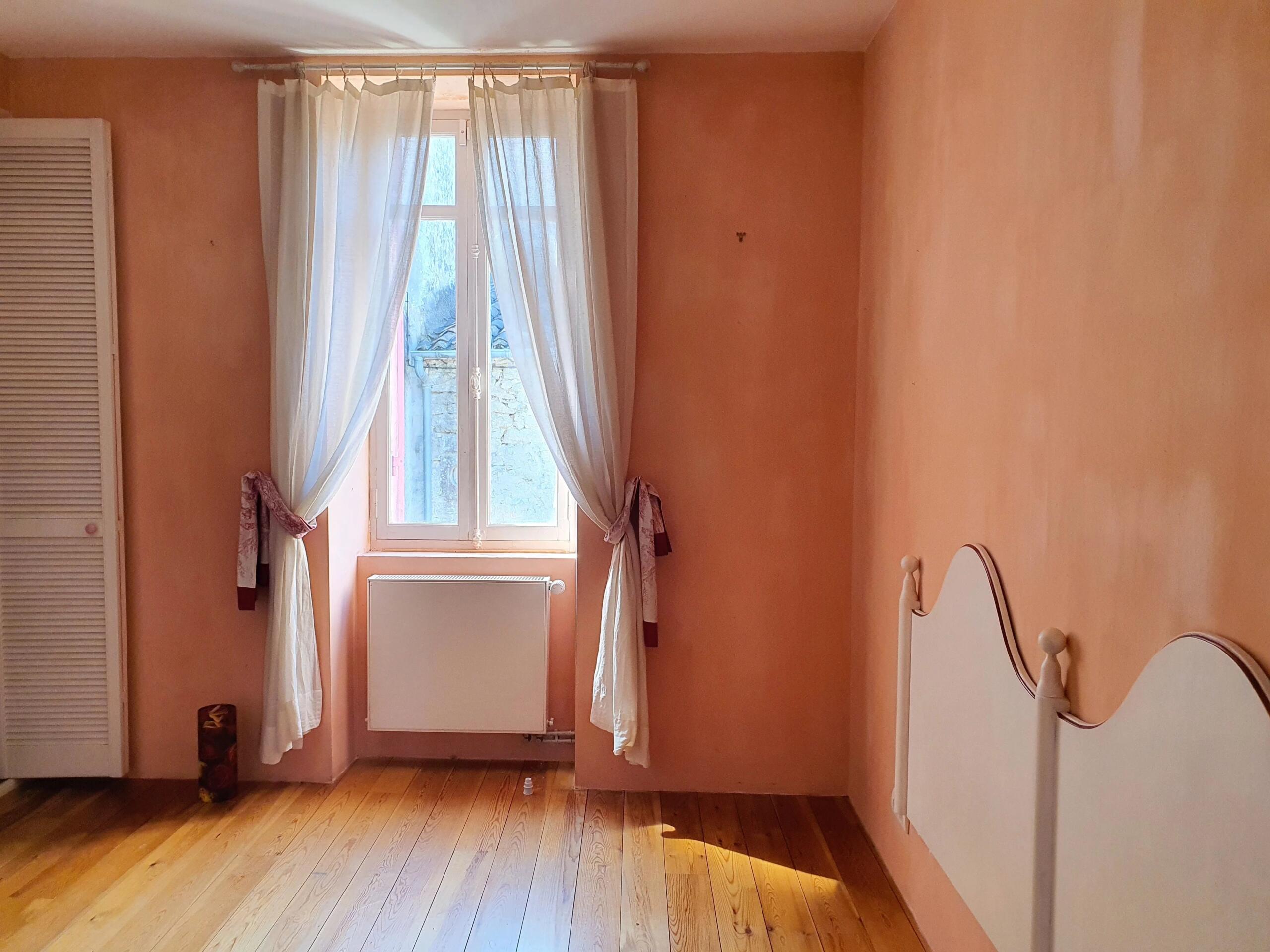 Rare historic 2 bed property, Aquitaine – France – BVI84881