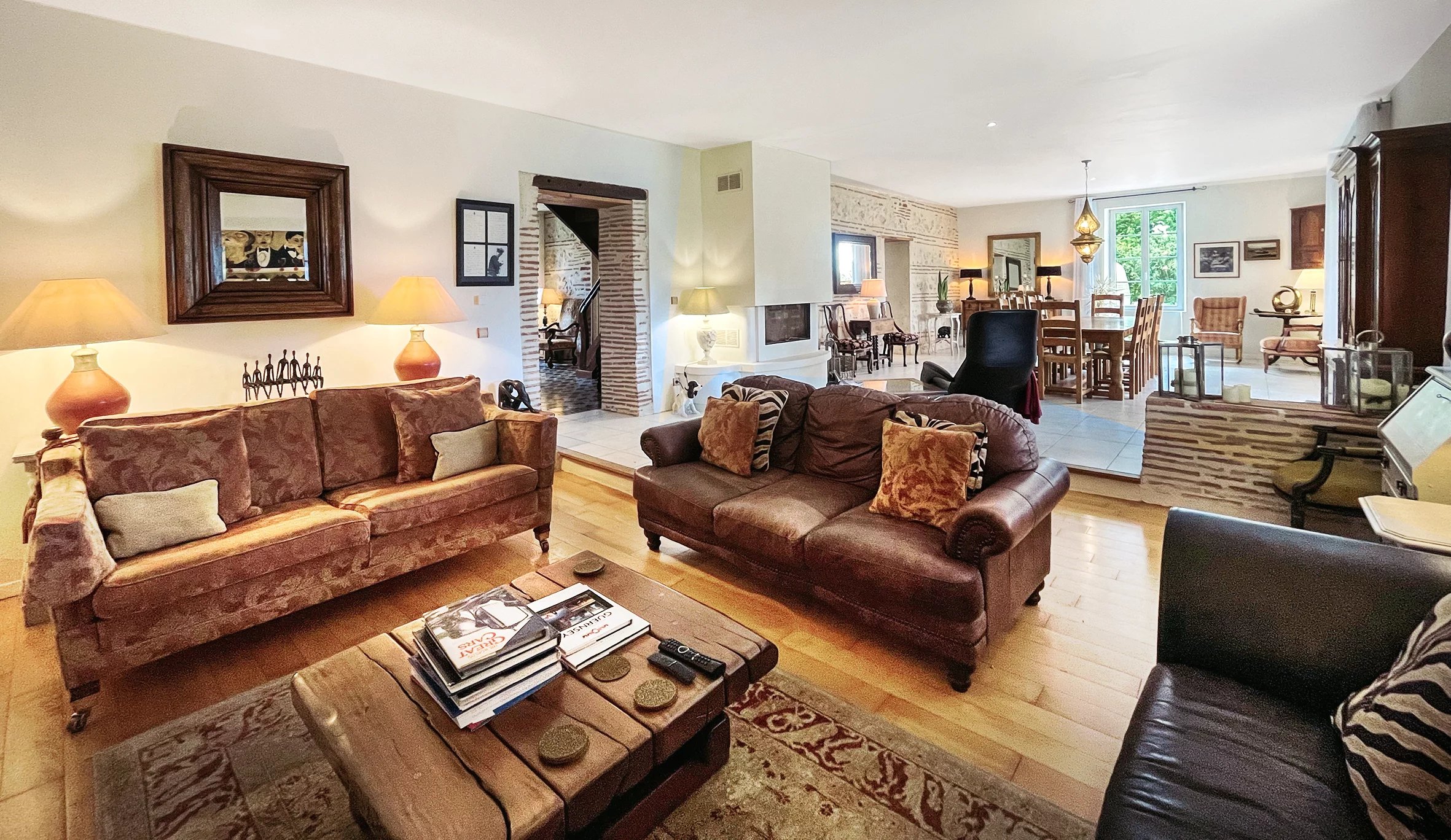 Elegant Estate with guest Houses, pools and event potential, Aquitaine – France – BVI84369