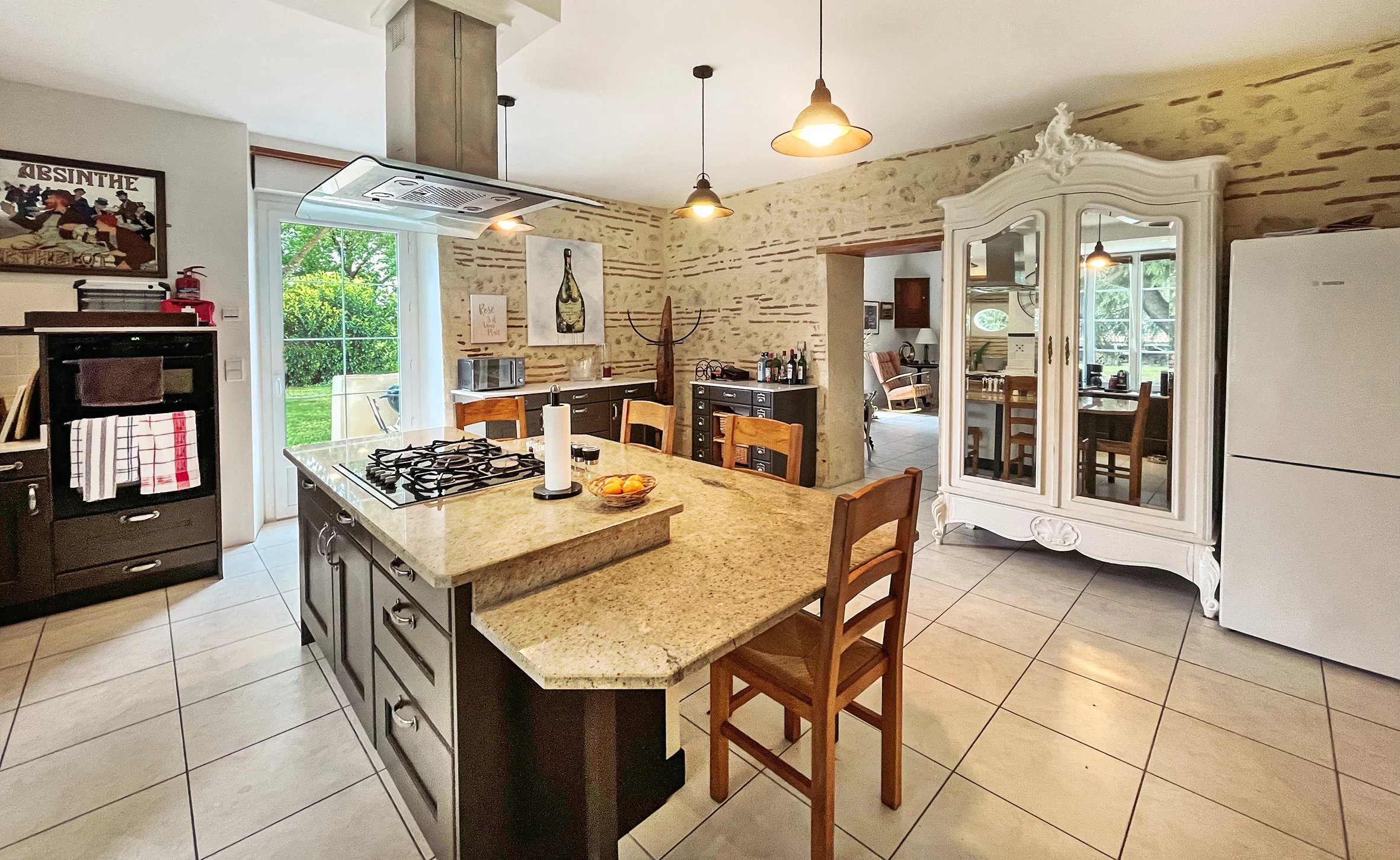 Elegant Estate with guest Houses, pools and event potential, Aquitaine – France – BVI84369