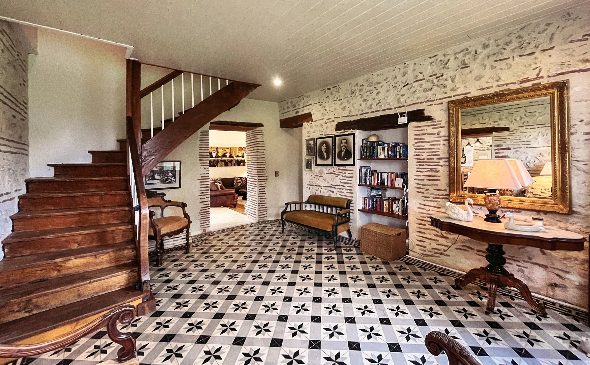 Elegant Estate with guest Houses, pools and event potential, Aquitaine – France – BVI84369