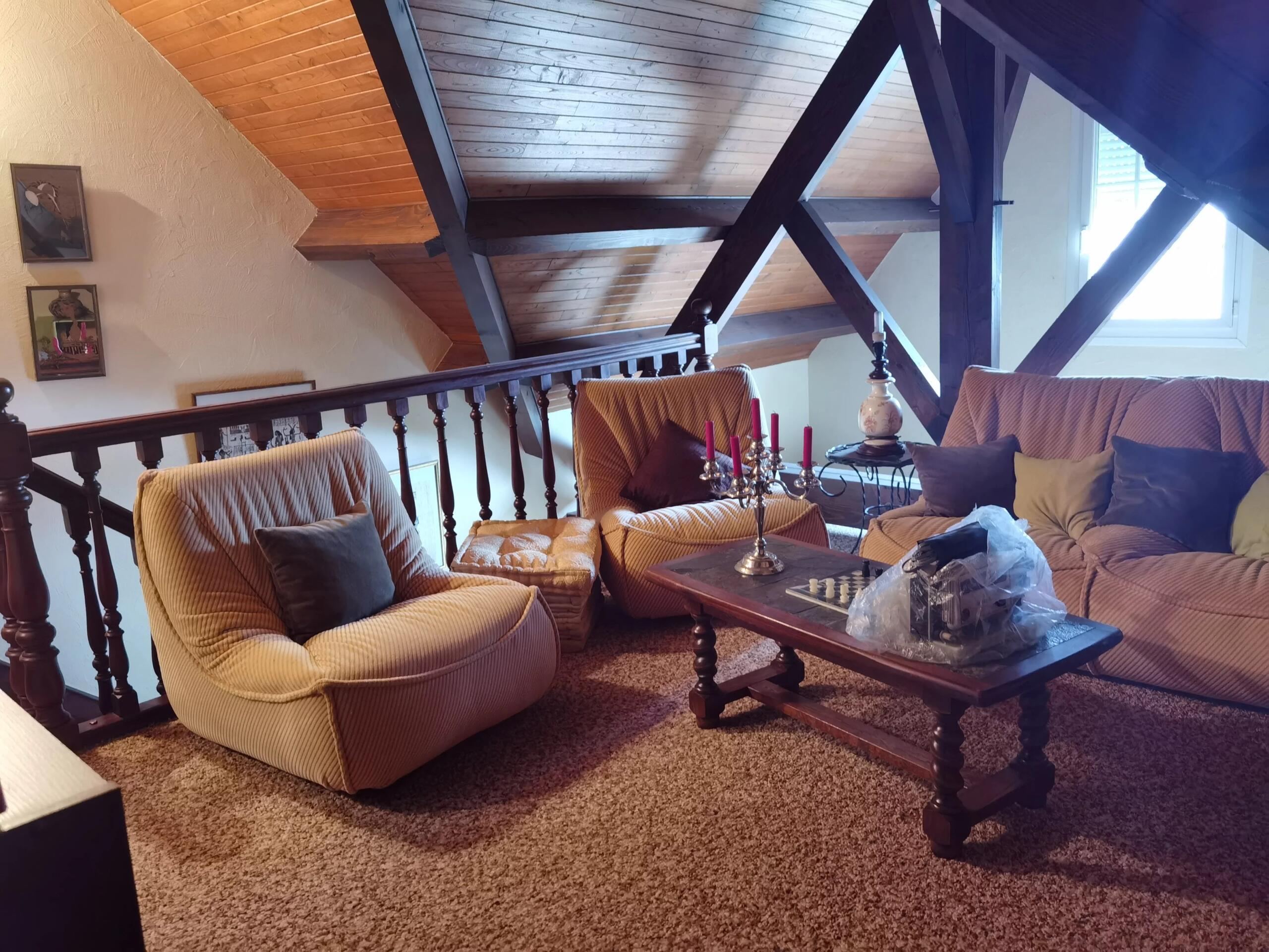 Large family home with generous garden and guesthouse, Midi-Pyrénées – France – BVI83617