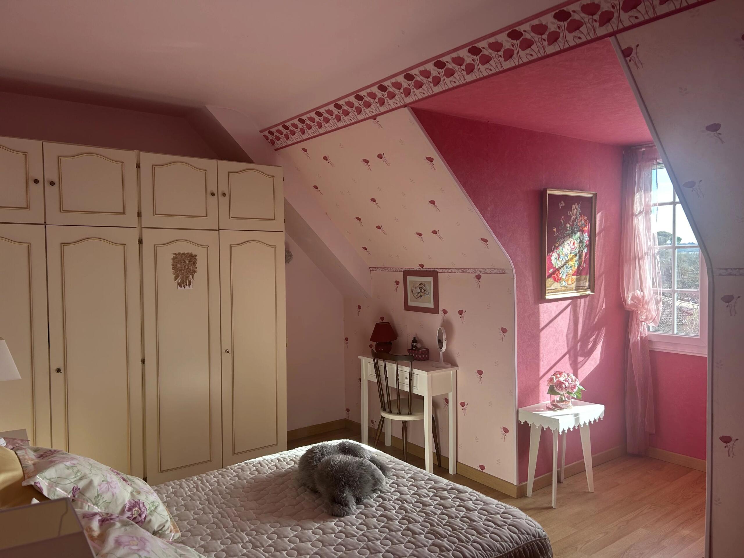 Large family home with generous garden and guesthouse, Midi-Pyrénées – France – BVI83617