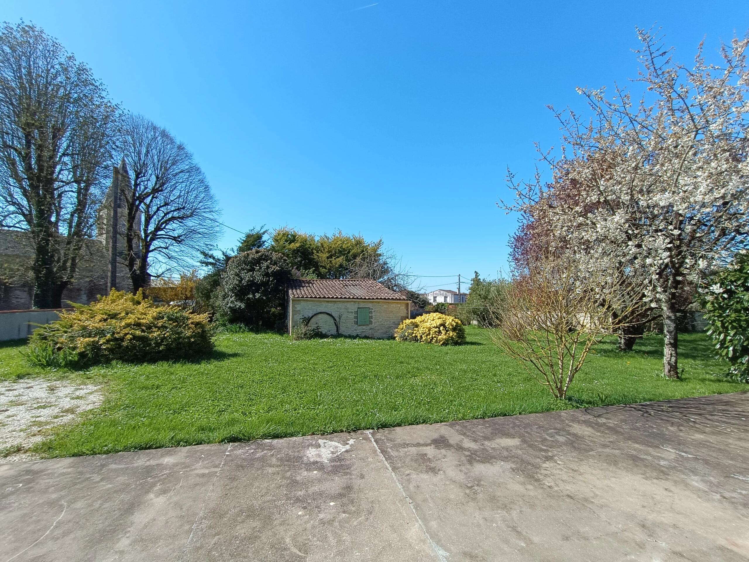 Pretty stone village house with annexe, Poitou-Charentes – France – BVI84115