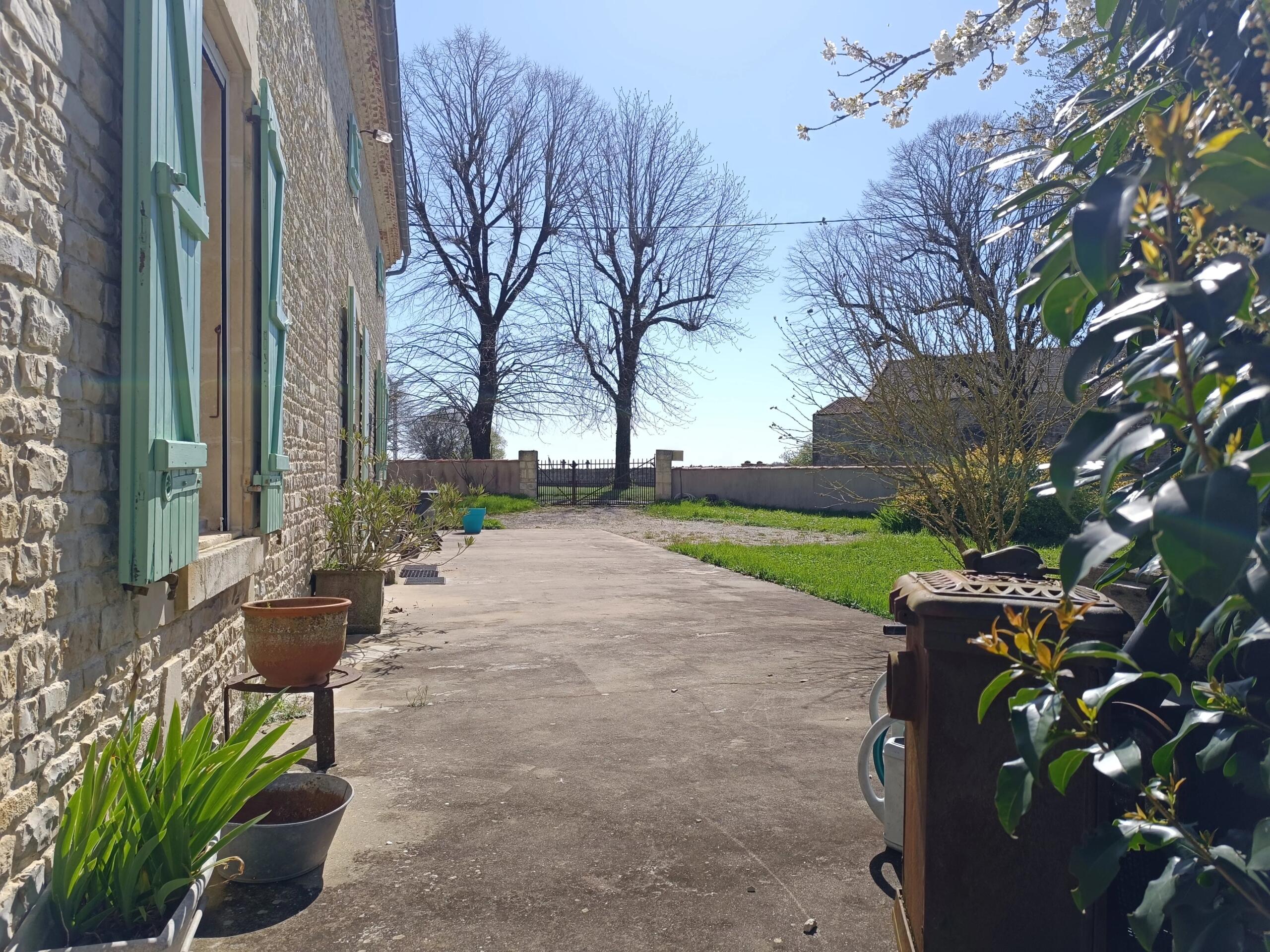 Pretty stone village house with annexe, Poitou-Charentes – France – BVI84115