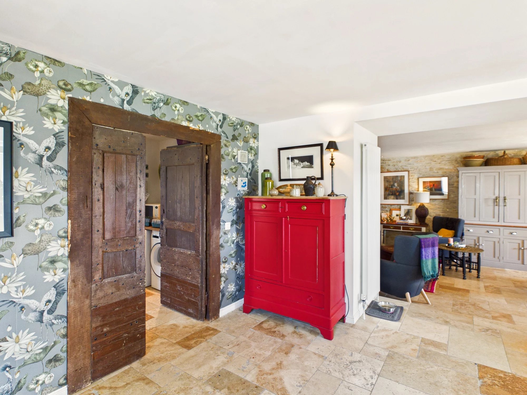 Elegant 5 bed stone house with barn in edge of village setting near Gourdon, Midi-Pyrénées – France – BVI83301