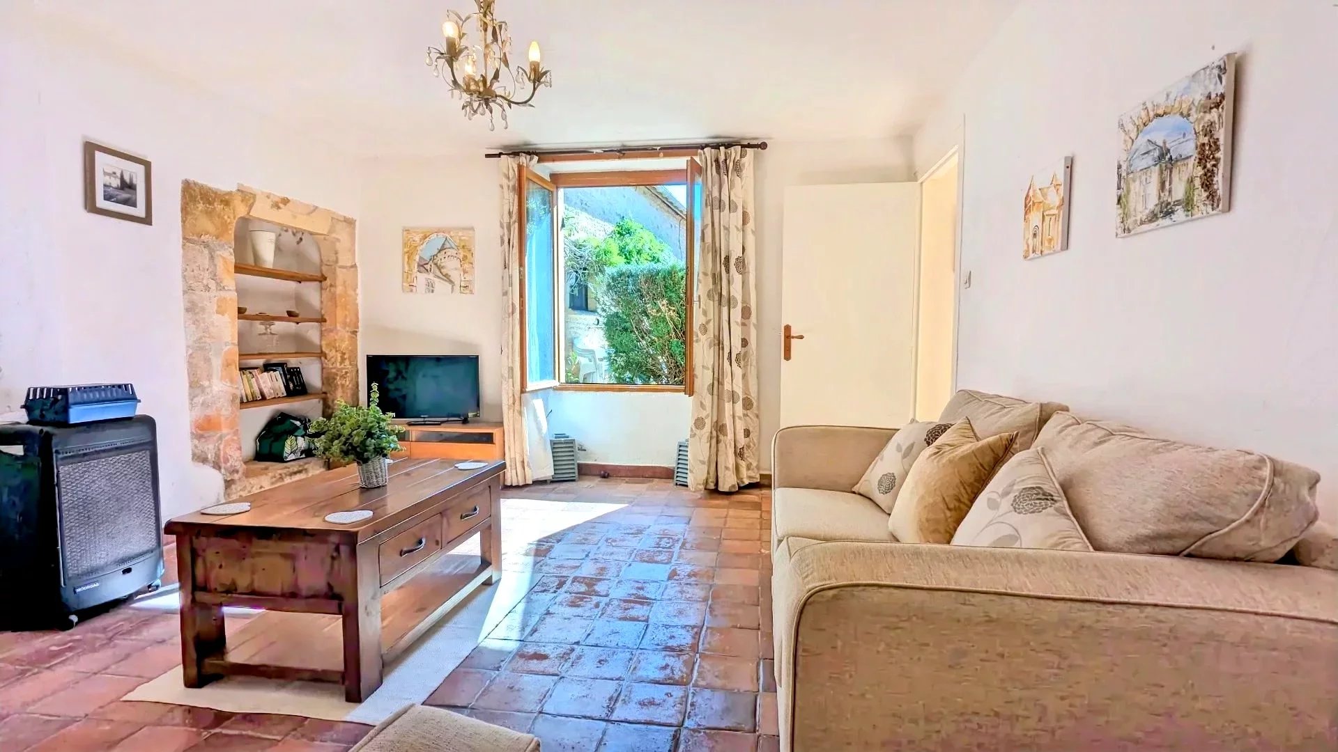 Perfectly Located Close to Sarlat and Montignac – Ensemble of Buildings with Pool, Aquitaine – France – BVI68030