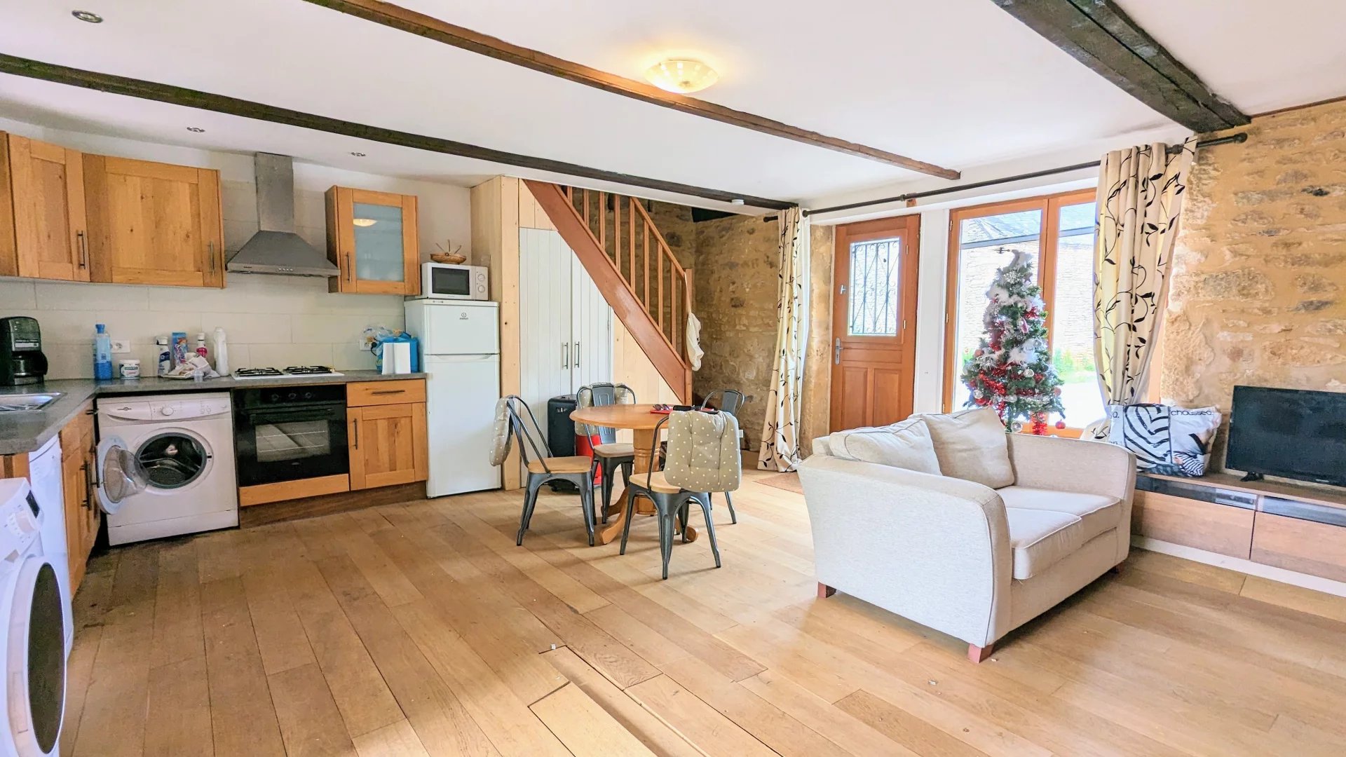 Perfectly Located Close to Sarlat and Montignac – Ensemble of Buildings with Pool, Aquitaine – France – BVI68030