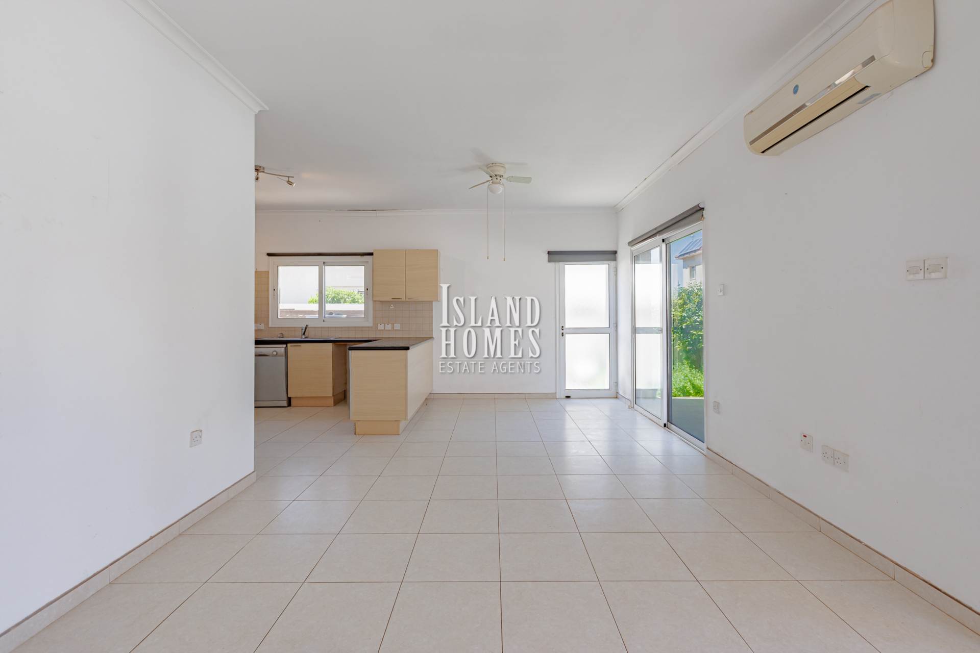 3 bedroom Bungalow in Liopetri, Famagusta, Cyprus – MiL103