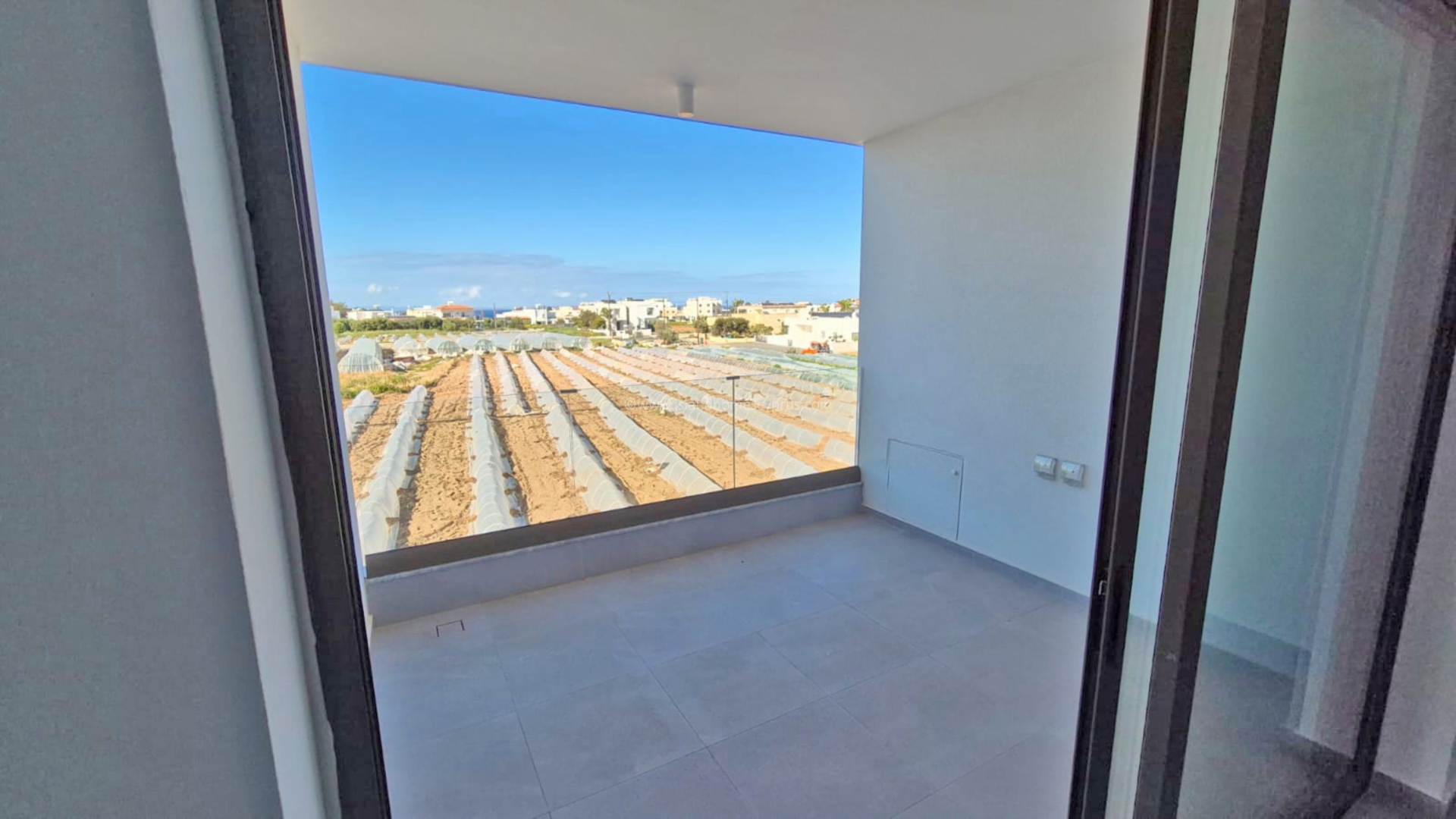 2 bedroom Apartment in Paralimni, Famagusta, Cyprus – EuP106dp