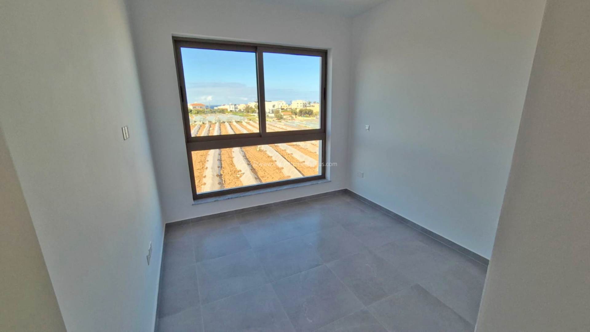 2 bedroom Apartment in Paralimni, Famagusta, Cyprus – EuP106dp