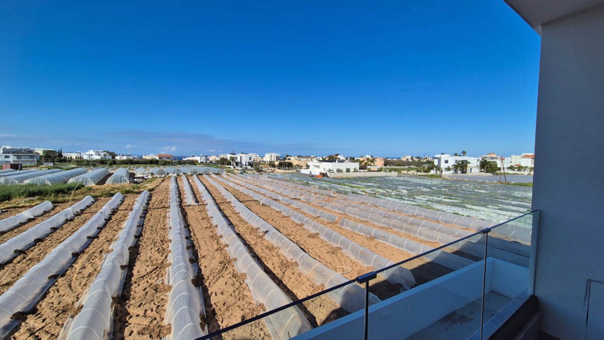 2 bedroom Apartment in Paralimni, Famagusta, Cyprus – EuP106dp