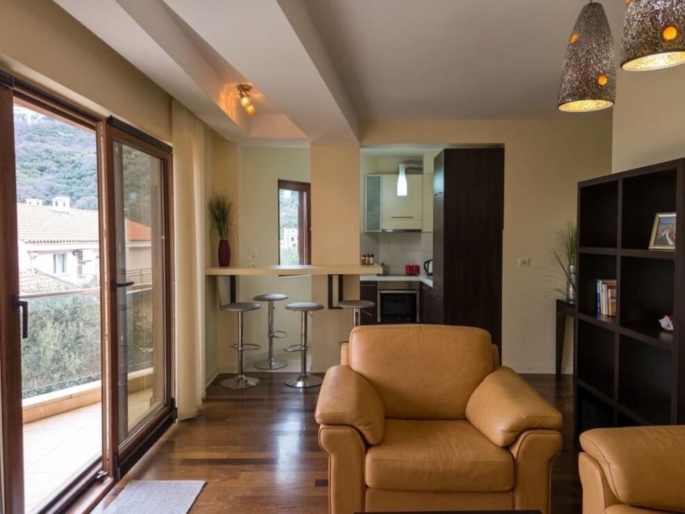 Sunny Residence in Kamenovo: Panoramic Sea Views & 5* Privacy