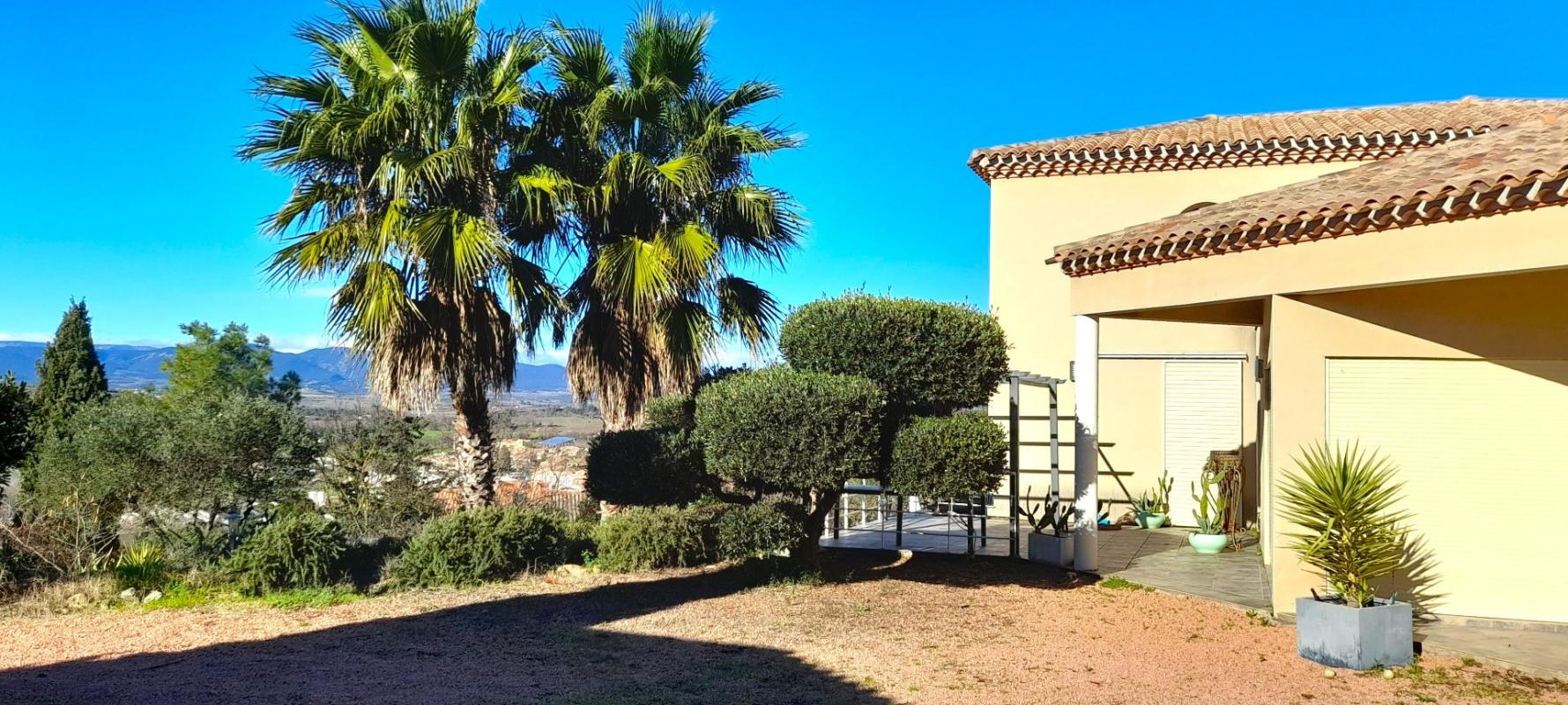 5 bedroom villa in Magalas, Hérault, France