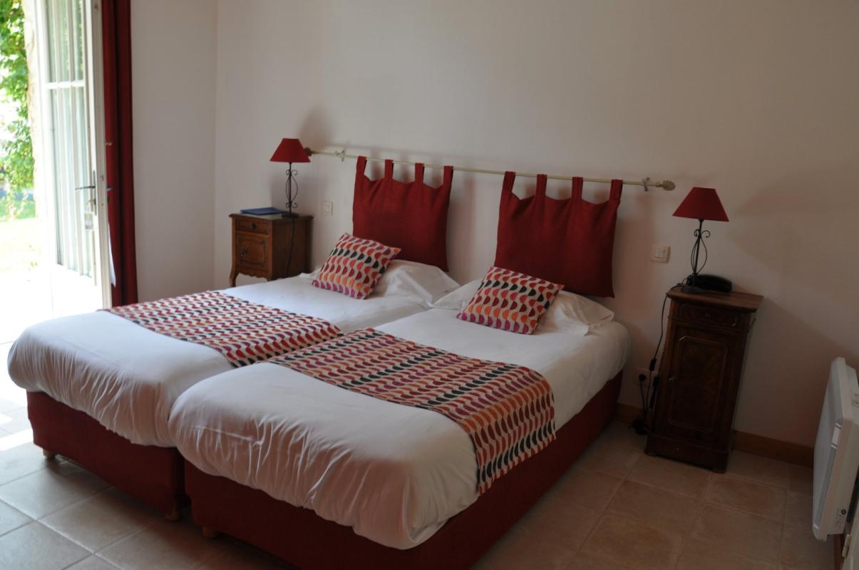 12 bedroom maison in Aulnay, Charente-Maritime, France