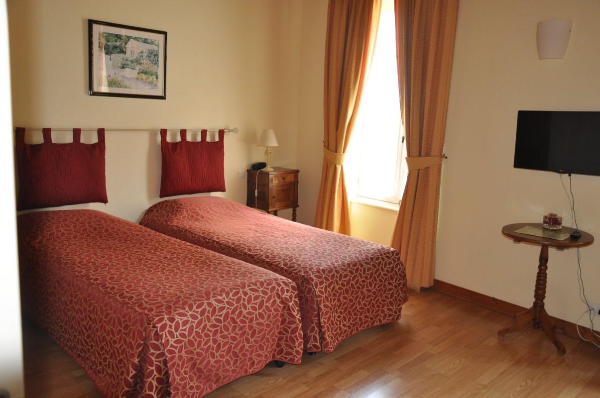 12 bedroom maison in Aulnay, Charente-Maritime, France