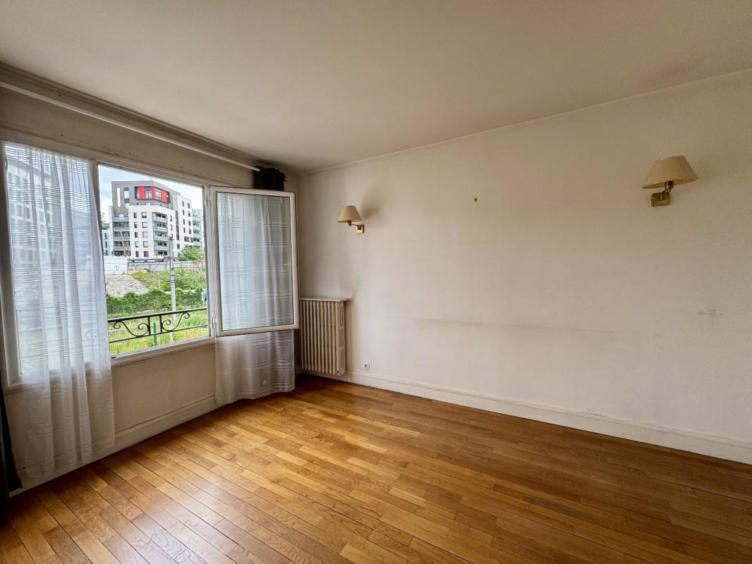 2 bedroom t4 in Asnieres Sur Seine, Hauts-de-Seine, France