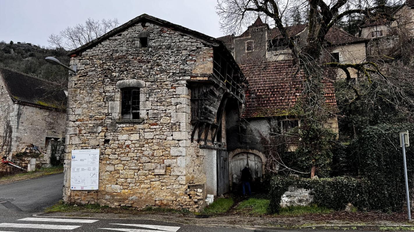 grange in Saint Sulpice, Lot, France