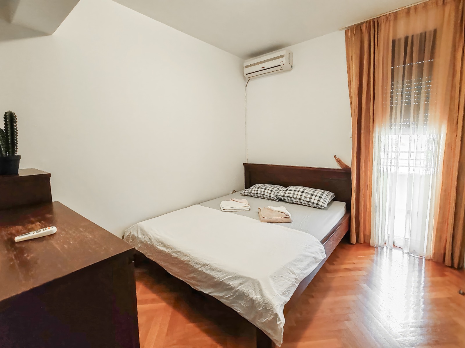 Bright 3-Bedroom Apartment, 78 m², Budva