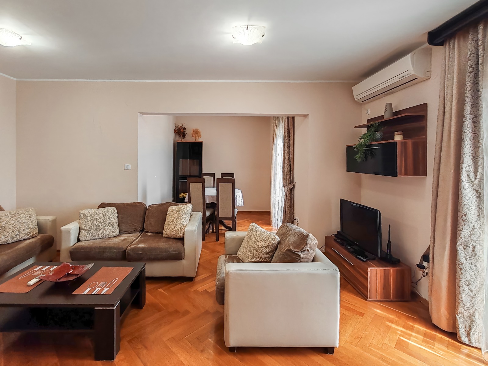 Bright 3-Bedroom Apartment, 78 m², Budva