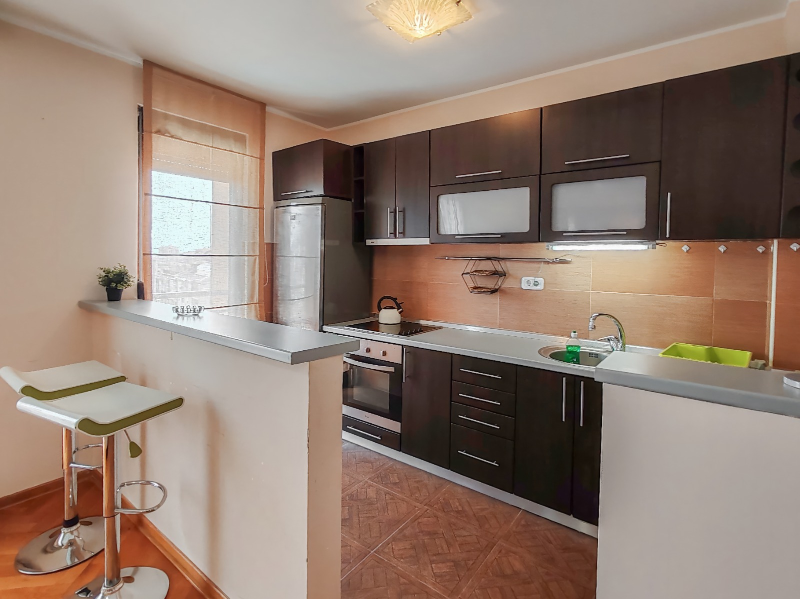 Bright 3-Bedroom Apartment, 78 m², Budva