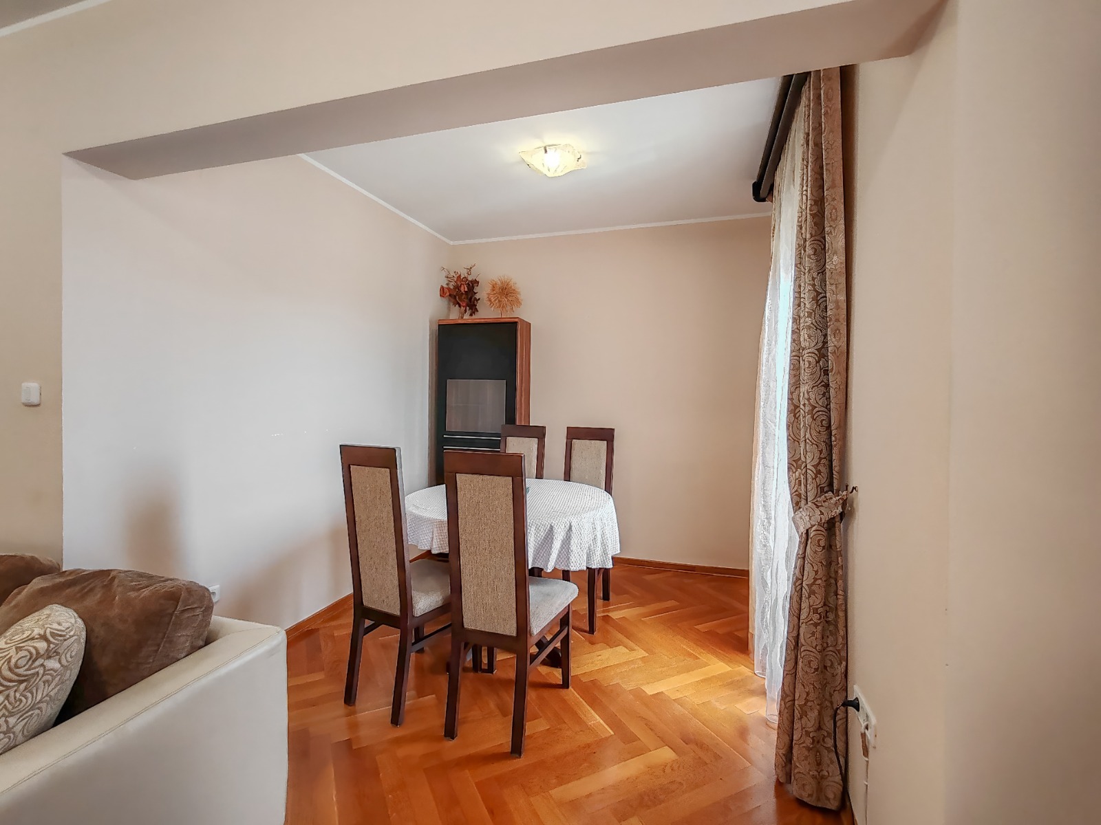 Bright 3-Bedroom Apartment, 78 m², Budva
