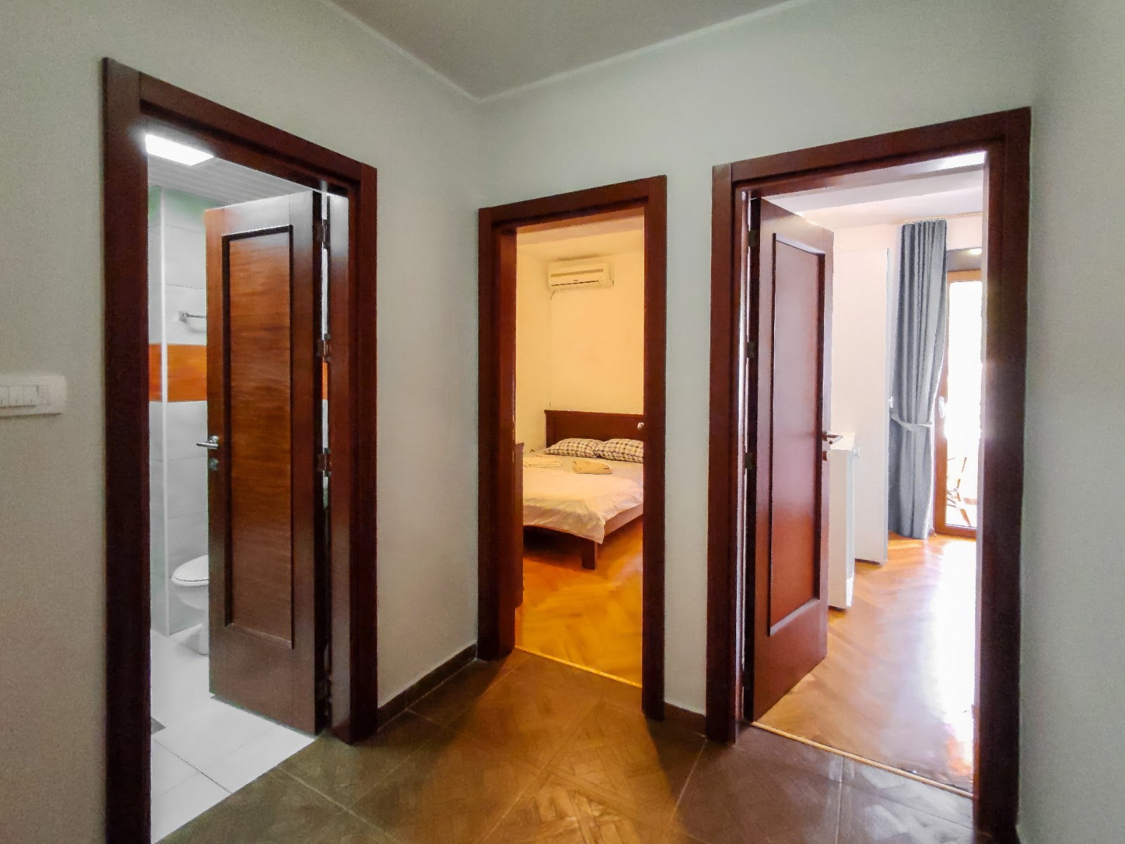 Bright 3-Bedroom Apartment, 78 m², Budva